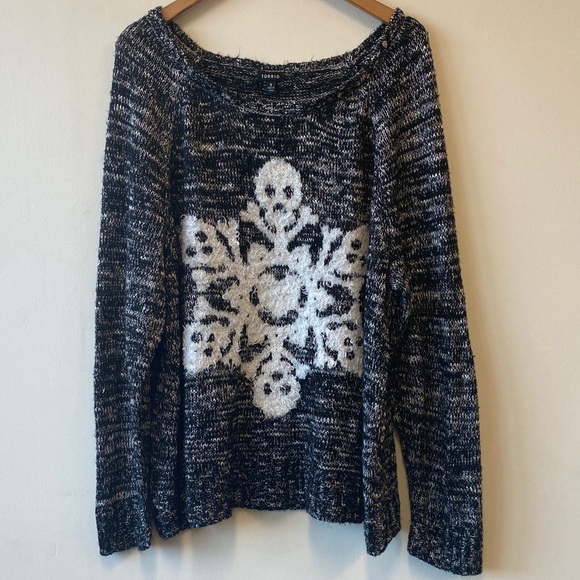 Torrid Black and White Skull Snowflake Sweater - Picture 1 of 8